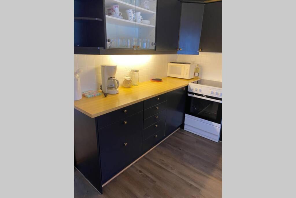 Koselig Hus Til Leie Pa Stokmarknes I Vesteralen Apartment Luaran gambar