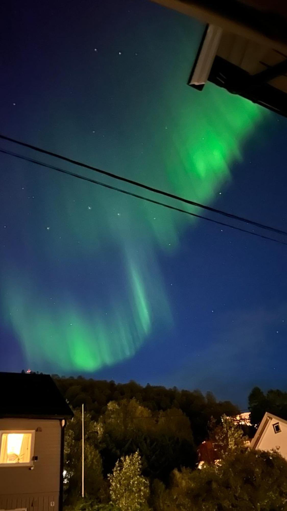 Koselig Hus Til Leie Pa Stokmarknes I Vesteralen Apartment Luaran gambar